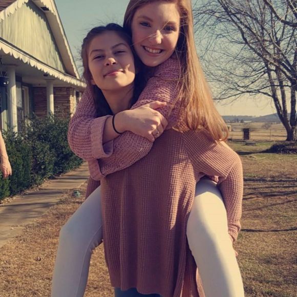 Meet your Posher, Peyton - Picture 1 of 1